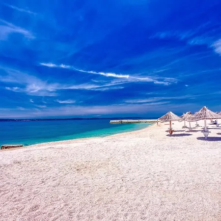 Villa New! Seaview Aba With 38sqm Heated Infinity Pool, 4 Bedrooms, Media Room, 150m From Sea Podstrana